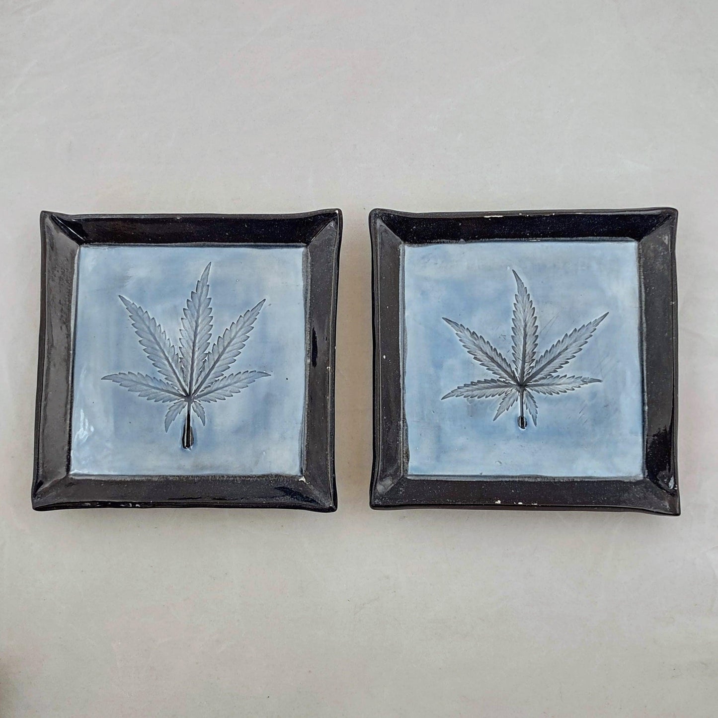 Square Ceramic Leaf Trays (Asst Colours) - High Koalaty