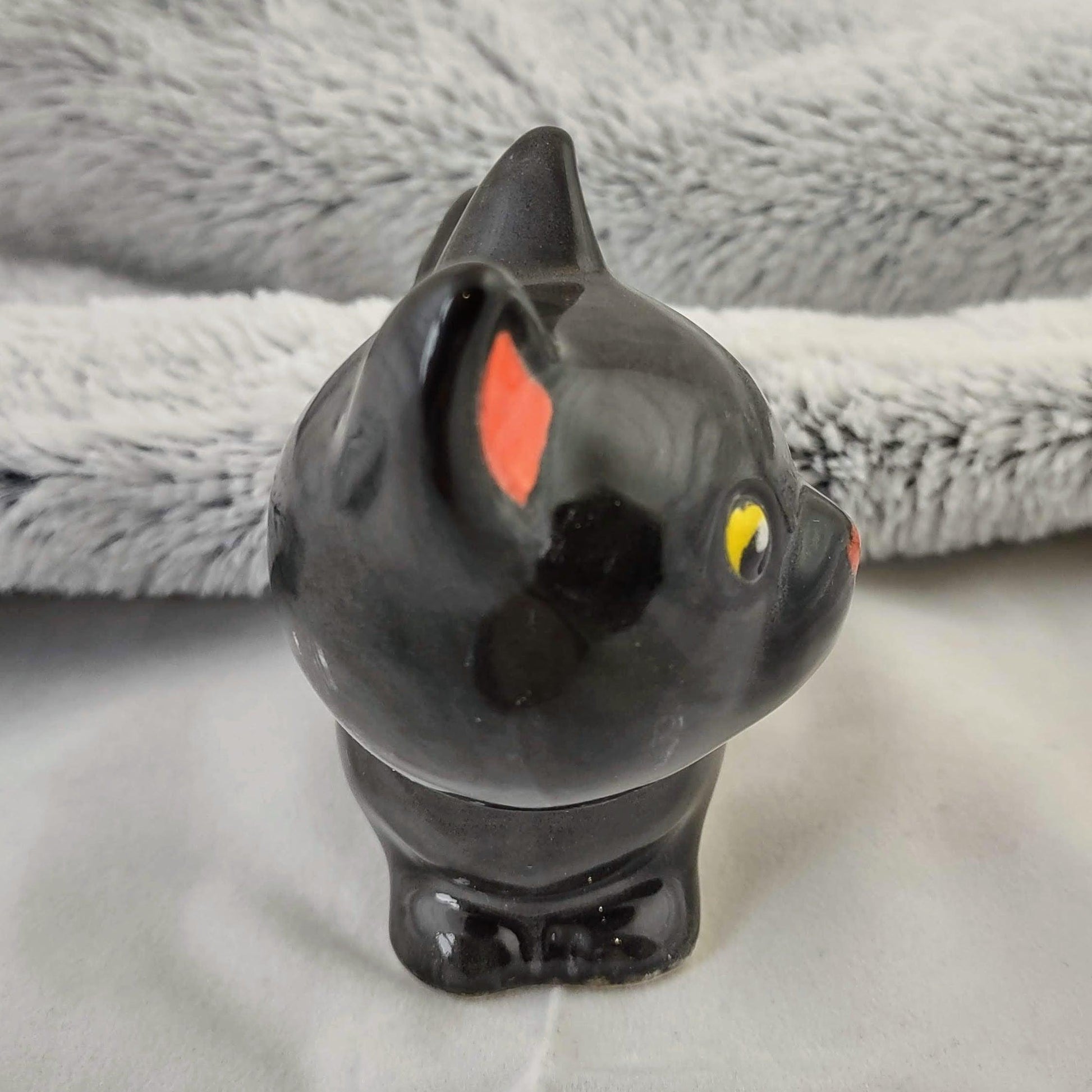 "Midnight The Cat" Roach Bank - High Koalaty