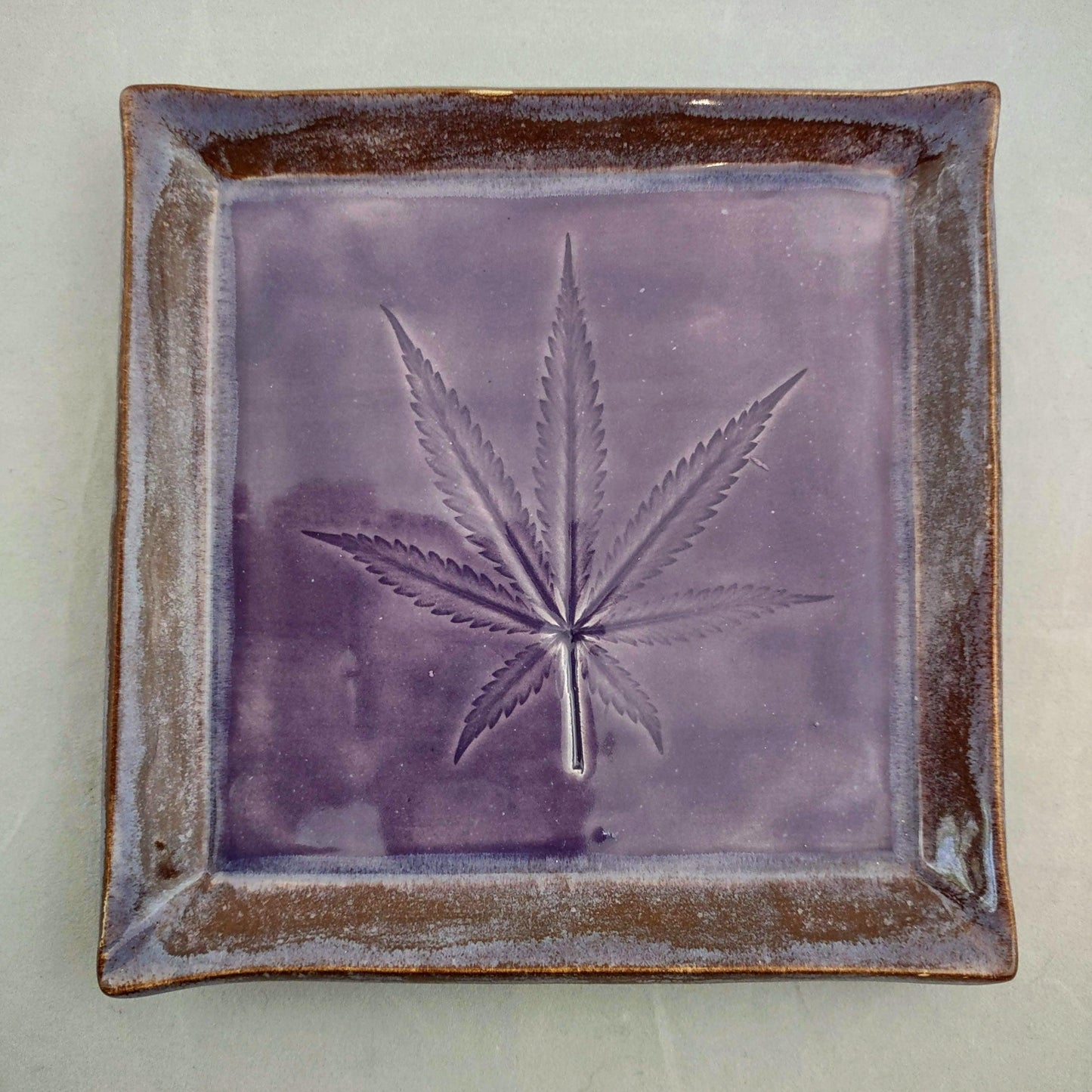 Square Ceramic Leaf Trays (Asst Colours) - High Koalaty