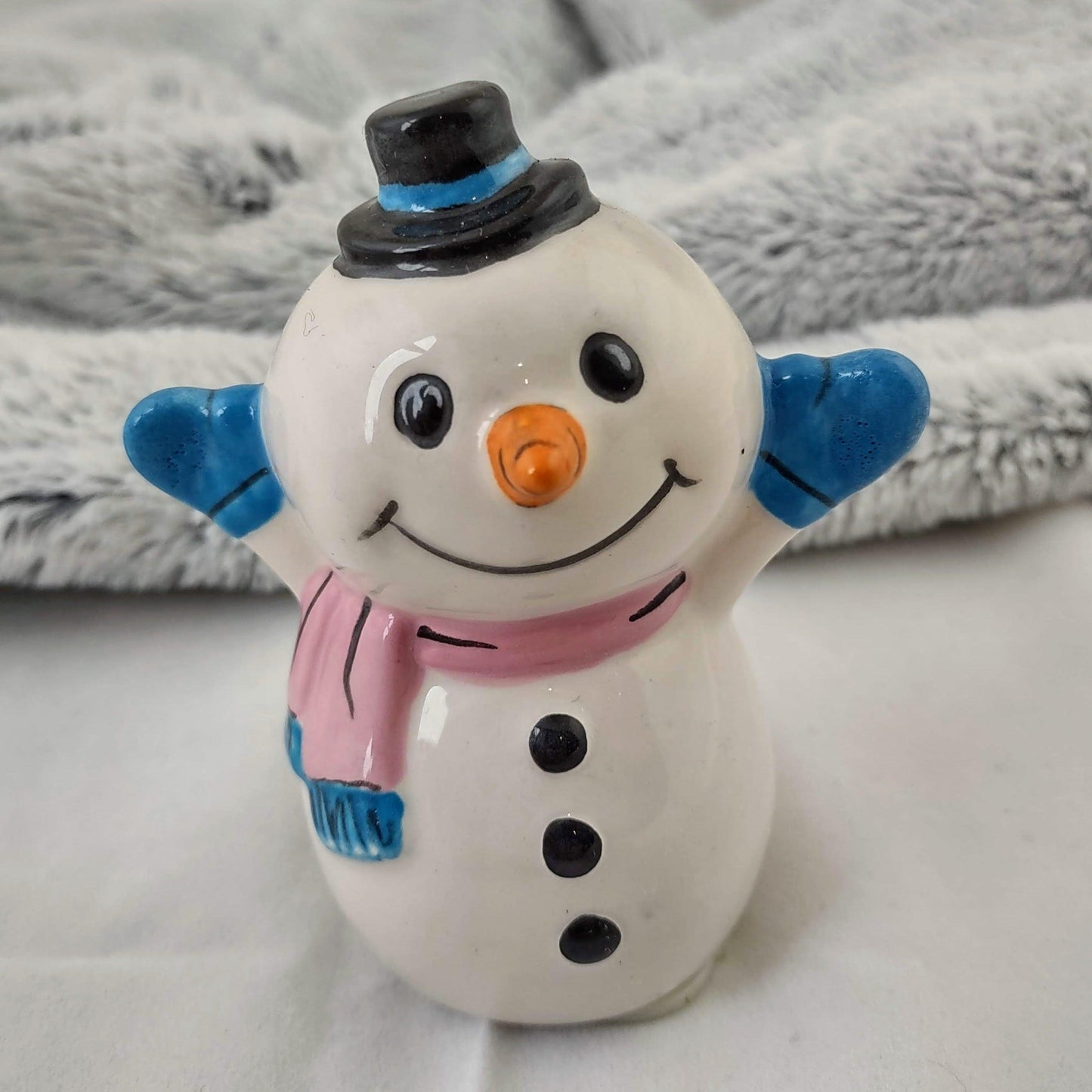 "Mary The Snow Woman" Roach Bank - High Koalaty
