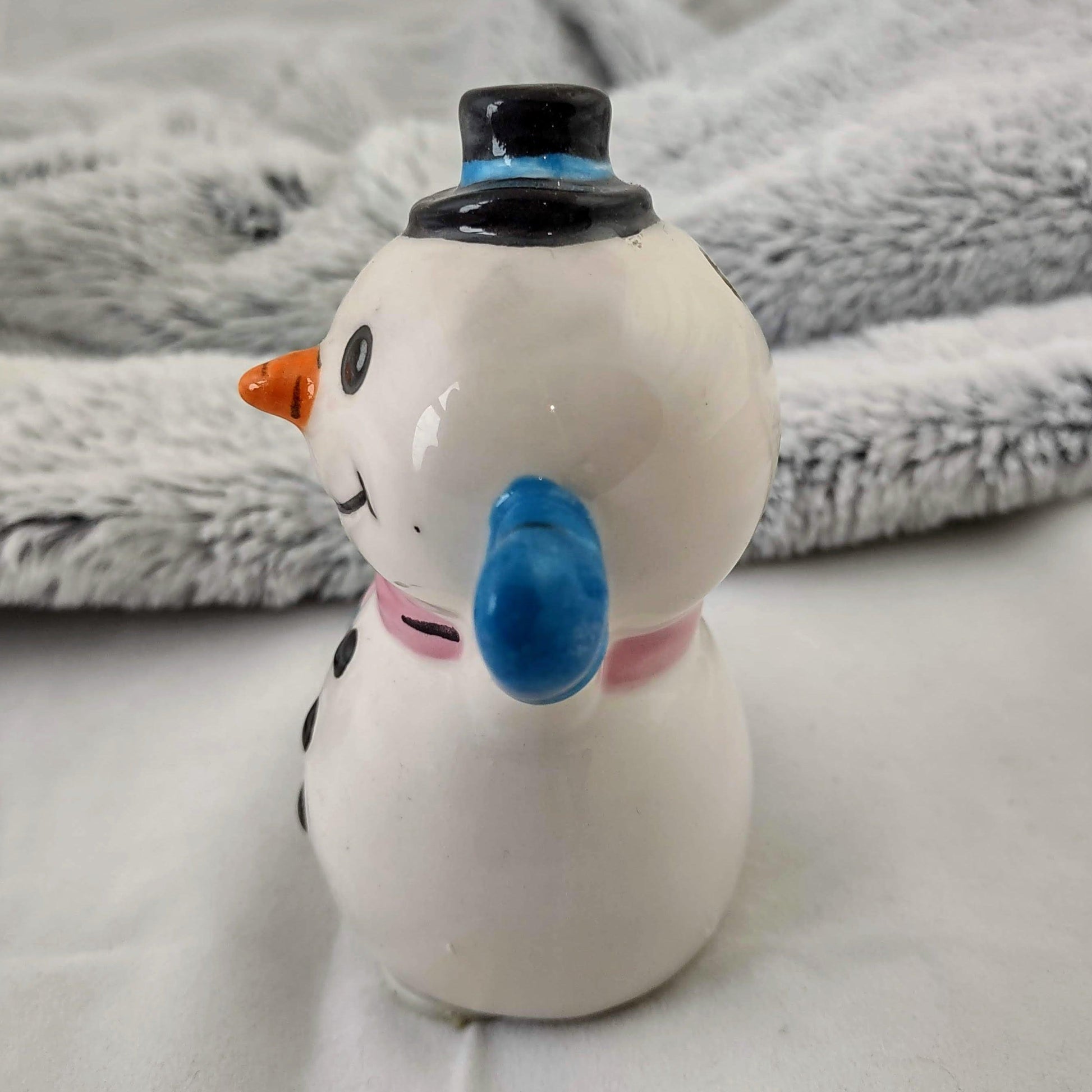 "Mary The Snow Woman" Roach Bank - High Koalaty